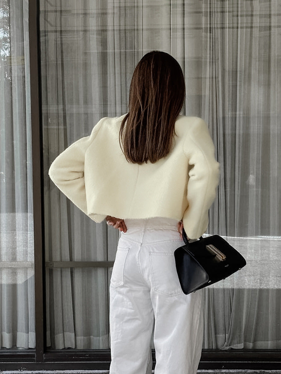 Autumn temperament three-dimensional slim niche apricot woolen round neck commuter long sleeves
